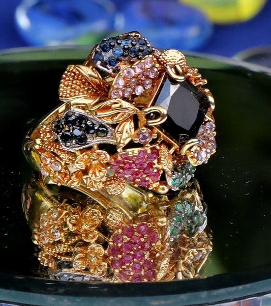 Royal Ring 3D Centre Black Ruby