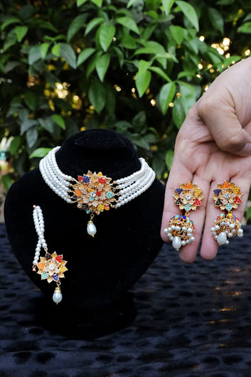 Nauratan Choker Set
