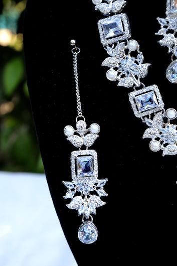 Silver Stones Set