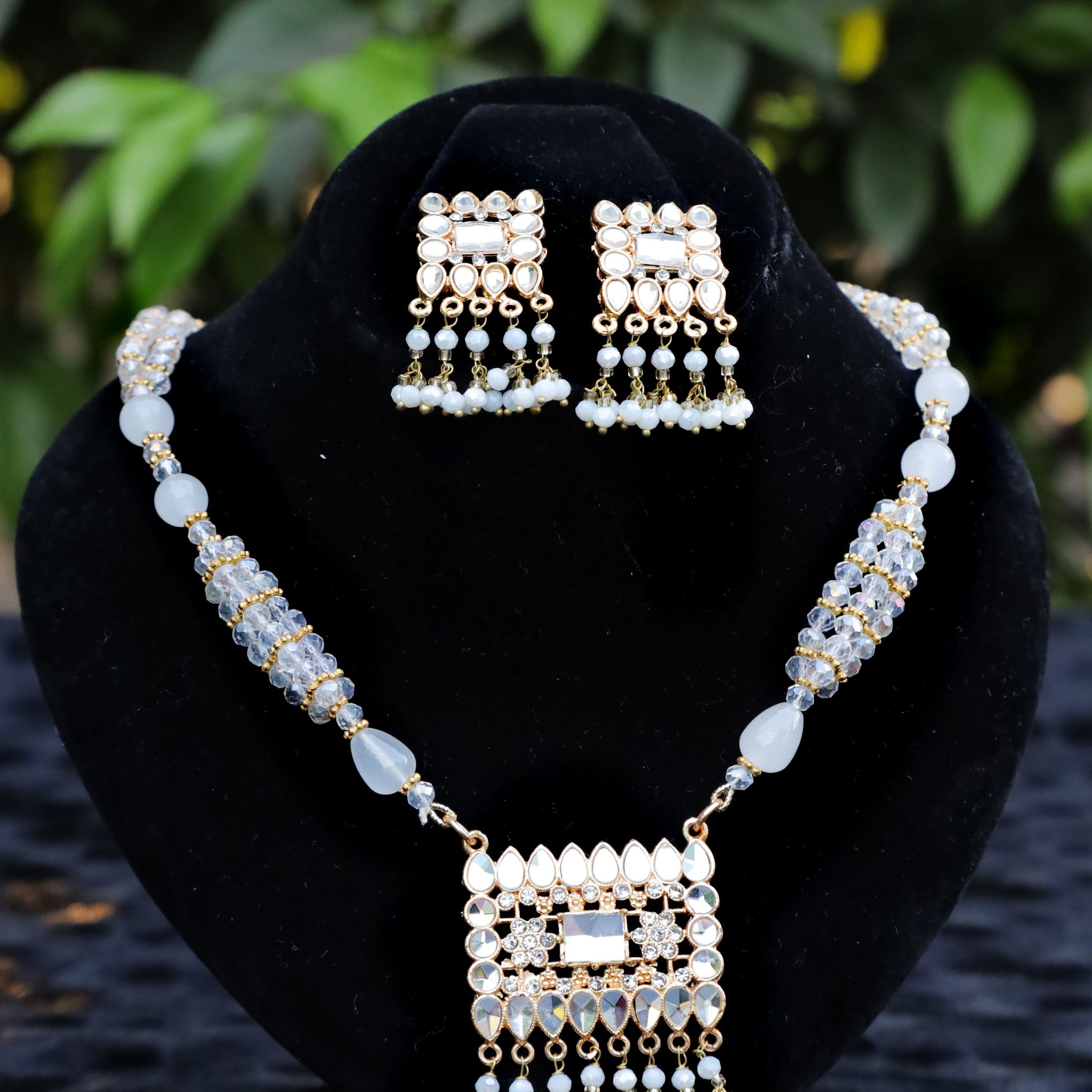 White Pearl Choker Set