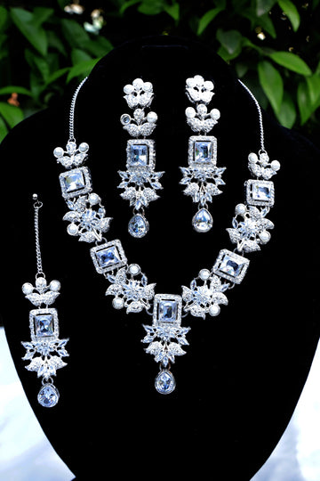Silver Stones Set
