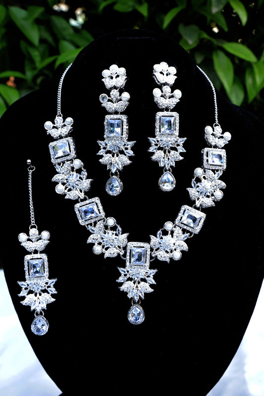 Silver Stones Set
